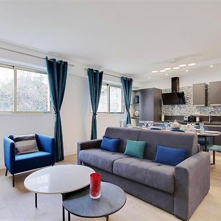 Trocadero/ Eiffel Tower - 3 Bedrooms- All New! Paris Exterior photo